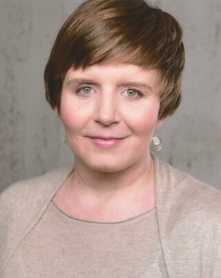 Dr. Nina Heinsohn - Pastorin im Pfarrsprengel Alsterbund-Süd Dr. Nina Heinsohn - Pastorin im Pfarrsprengel Alsterbund-Süd